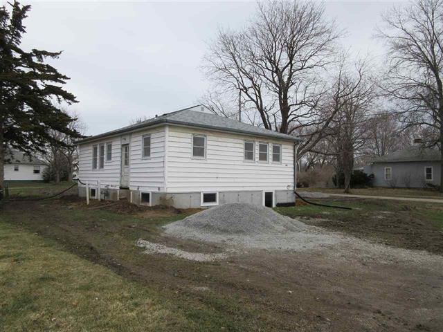 320 Washington Street Hills IA 52235