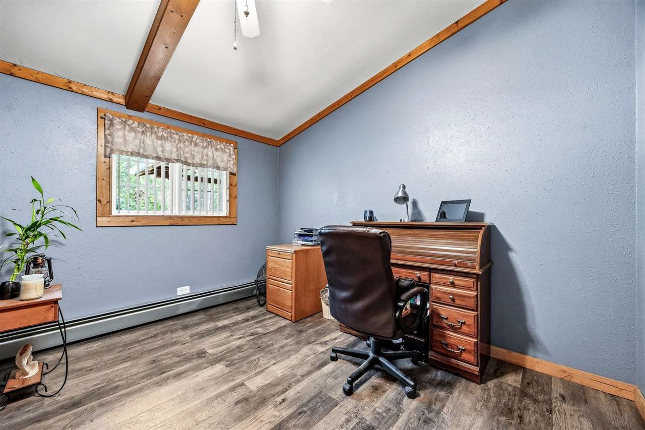 148 Delhi Road Manchester IA 52057