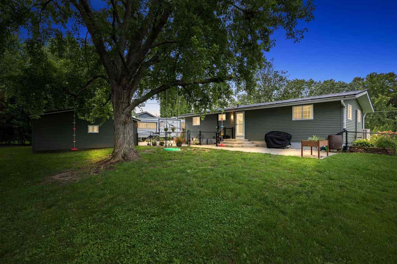 148 Delhi Road Manchester IA 52057