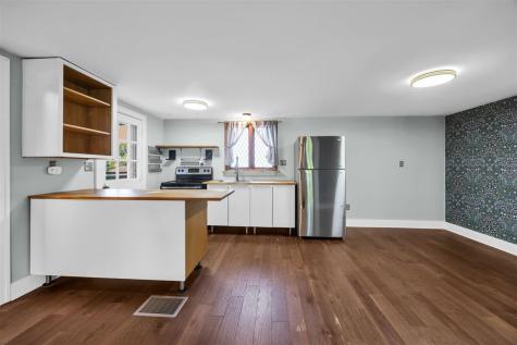 629 N Governor Street Iowa City IA 52245