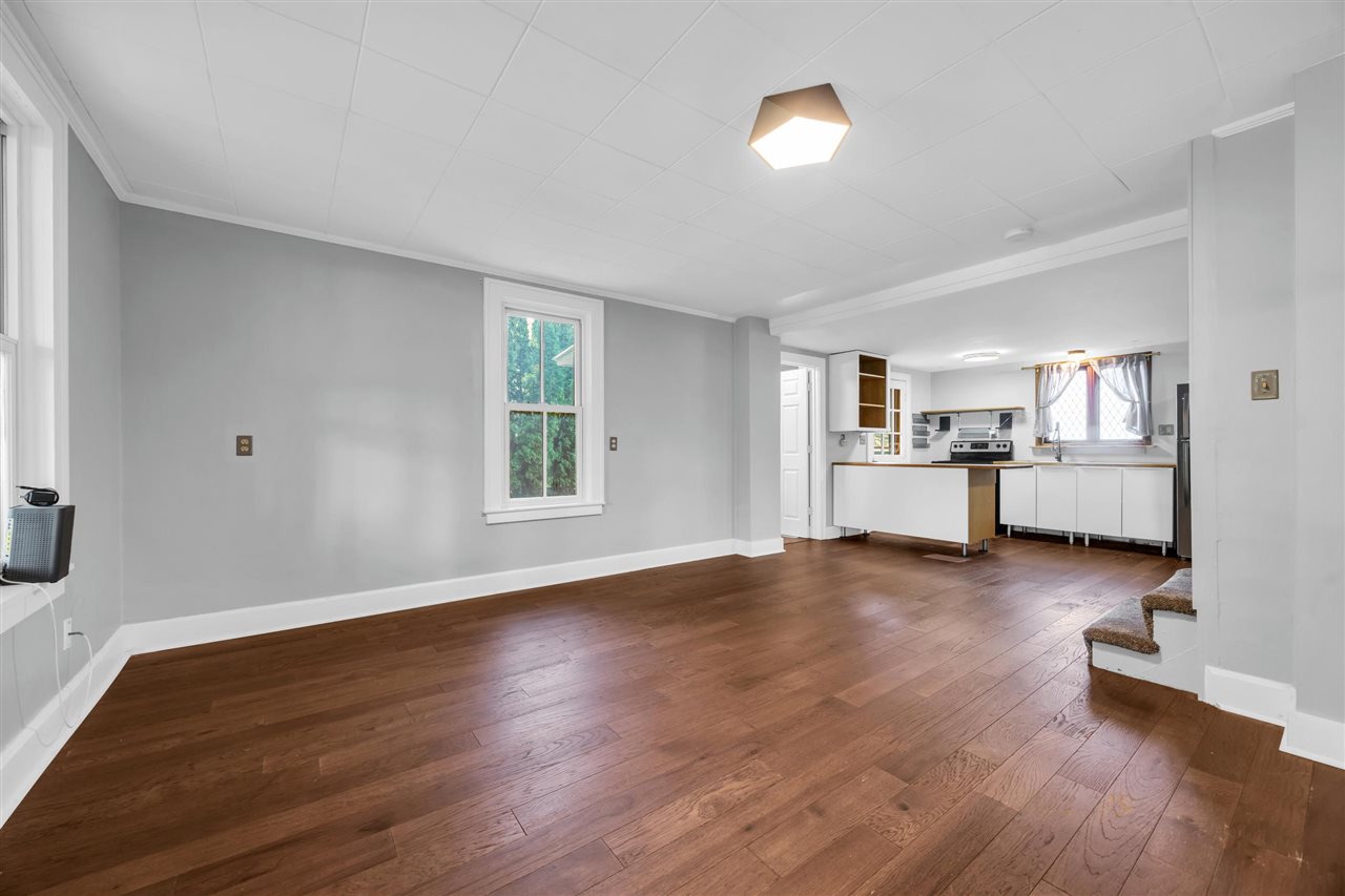 629 N Governor Street Iowa City IA 52245