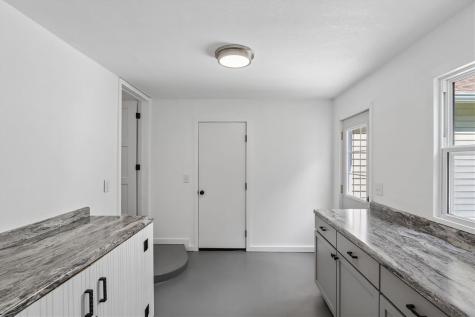 404 Grand Avenue Nichols IA 52766