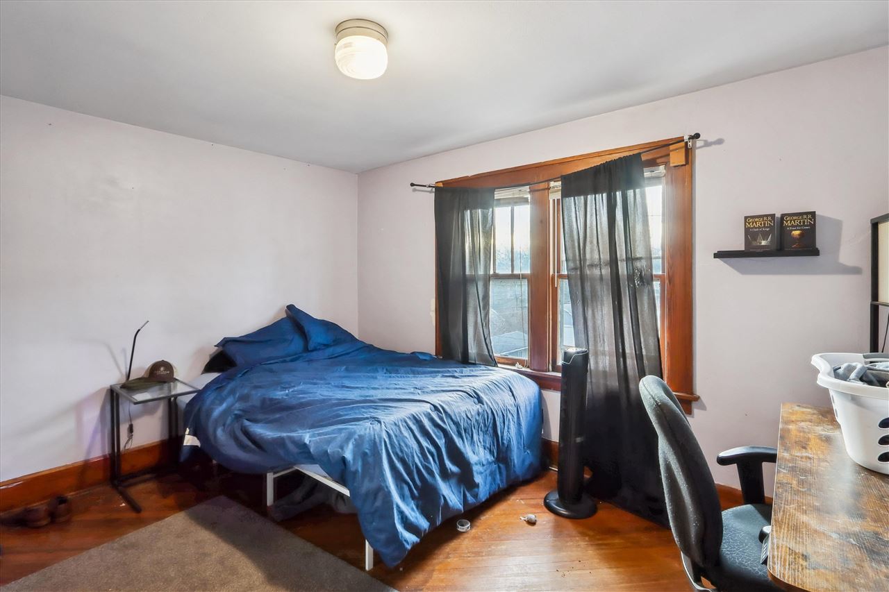 727 N Dodge Street Iowa City IA 52240