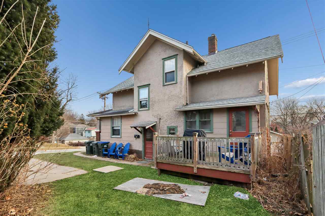 727 N Dodge Street Iowa City IA 52240