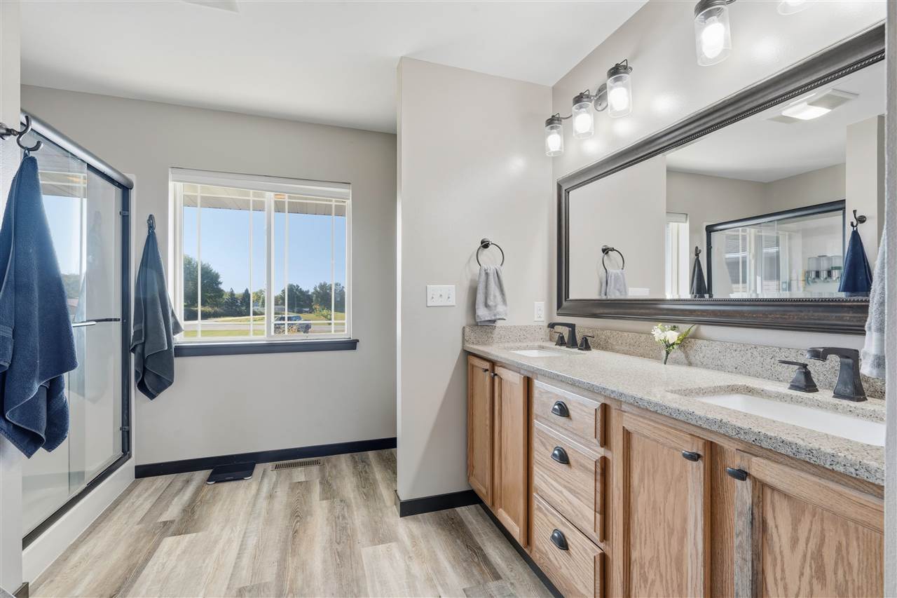 22980 105th Street Anamosa IA 52205