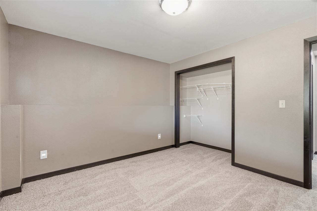 22980 105th Street Anamosa IA 52205