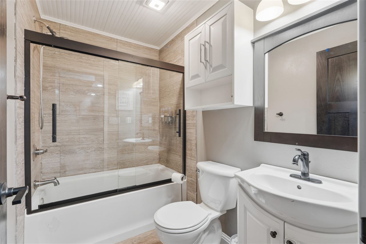 22980 105th Street Anamosa IA 52205