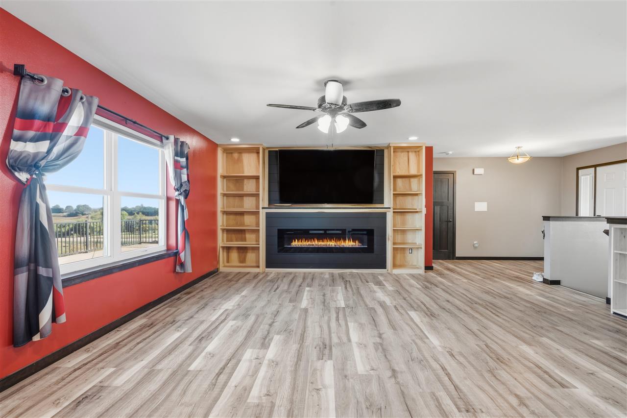 22980 105th Street Anamosa IA 52205