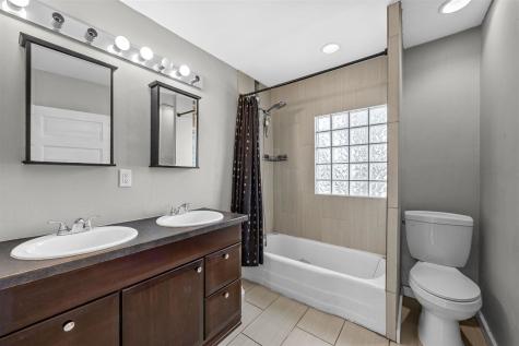 1751 Higley Avenue SE Cedar Rapids IA 52403