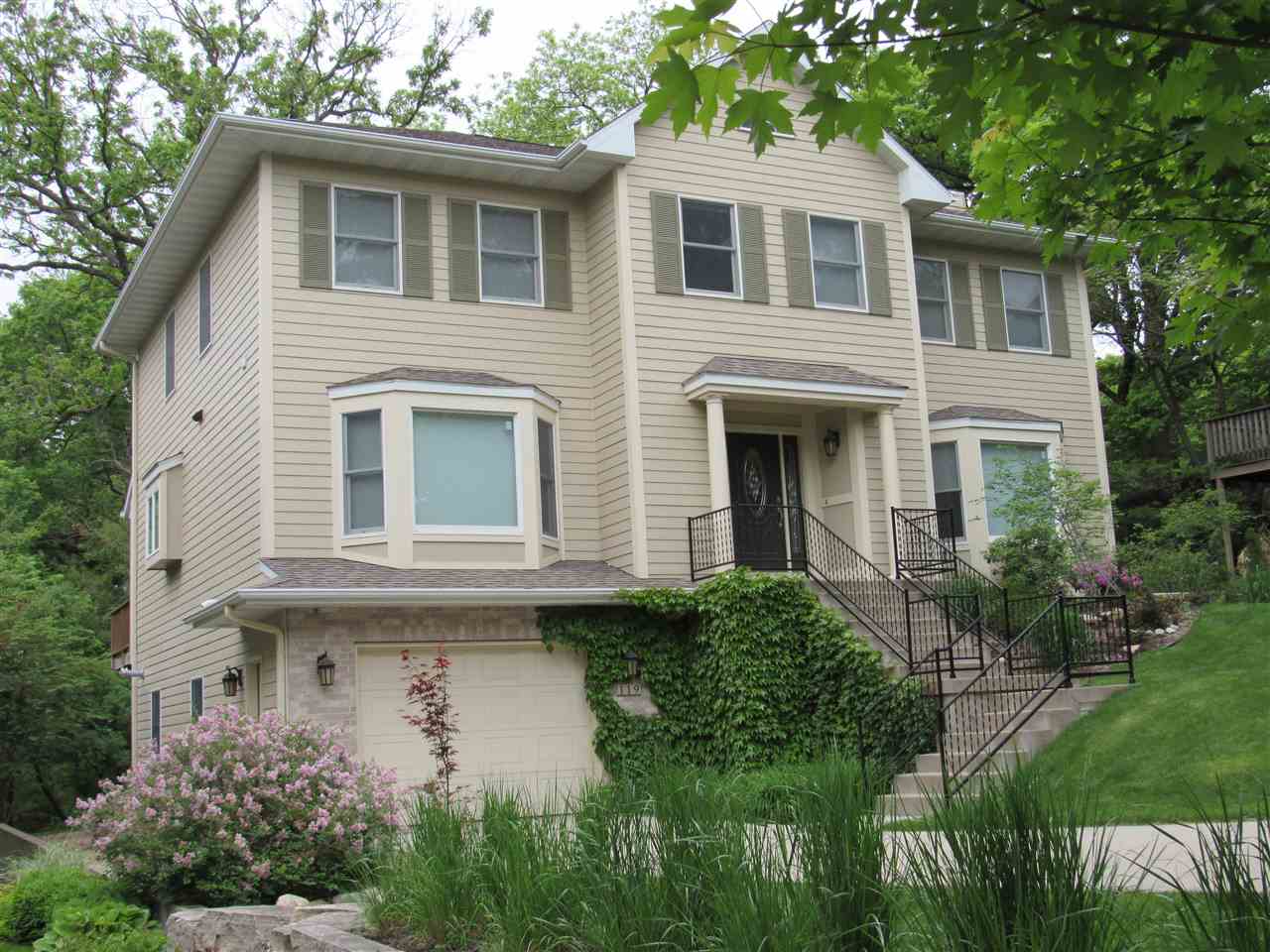 119 Richards Street Iowa City IA 52246