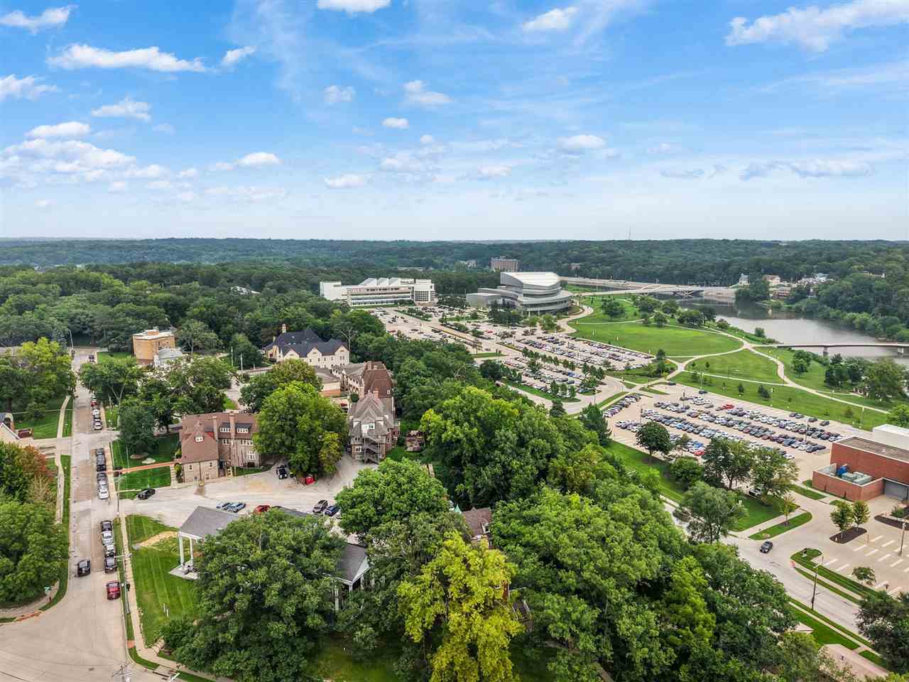 119 Richards Street Iowa City IA 52246