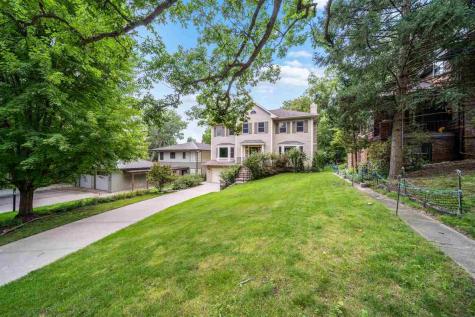 119 Richards Street Iowa City IA 52246