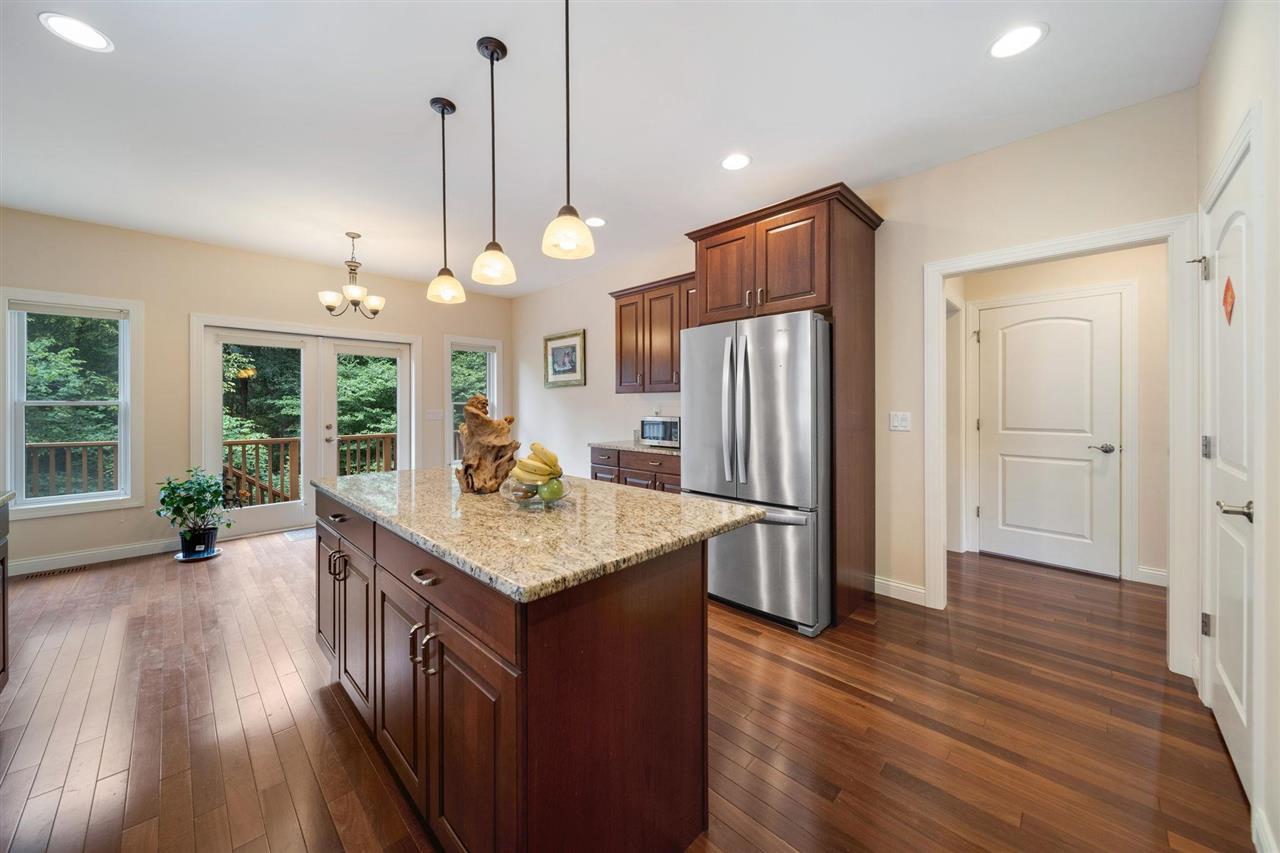 119 Richards Street Iowa City IA 52246
