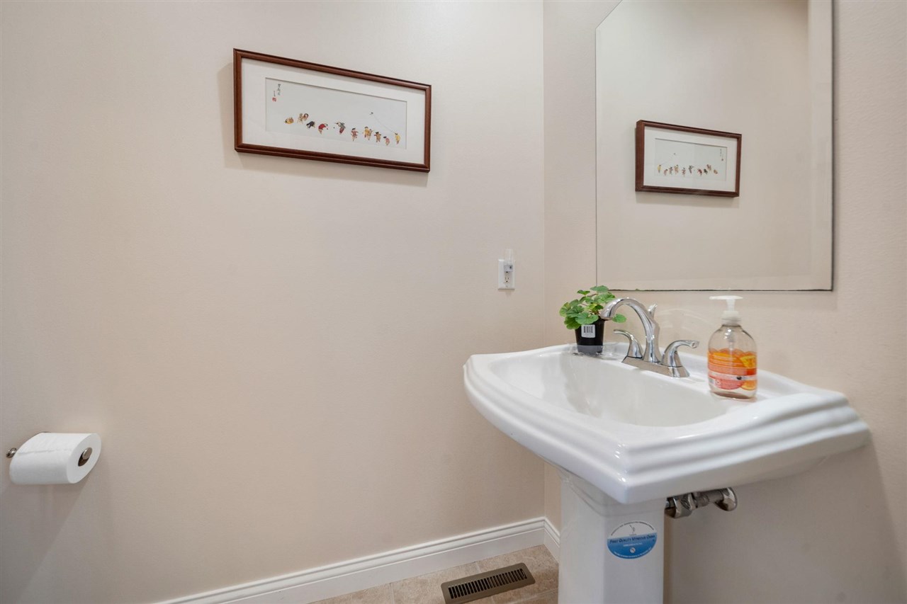 119 Richards Street Iowa City IA 52246
