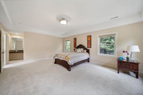 119 Richards Street Iowa City IA 52246