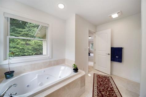 119 Richards Street Iowa City IA 52246