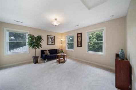 119 Richards Street Iowa City IA 52246