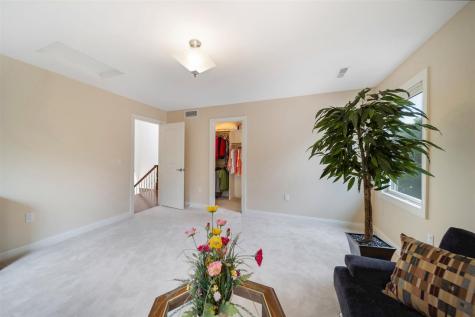119 Richards Street Iowa City IA 52246