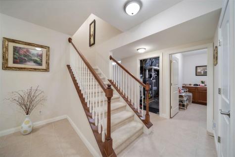 119 Richards Street Iowa City IA 52246