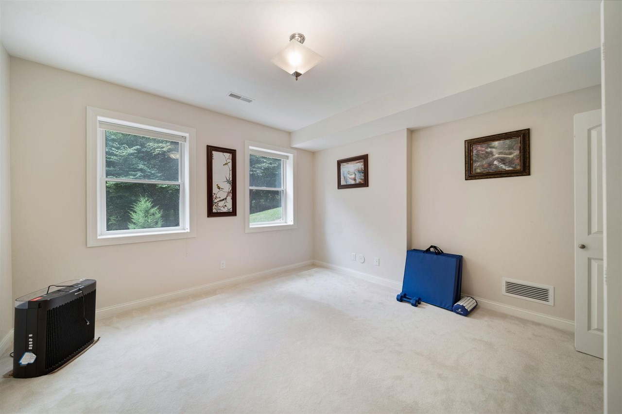 119 Richards Street Iowa City IA 52246
