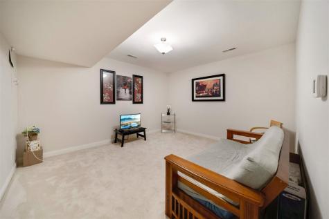 119 Richards Street Iowa City IA 52246