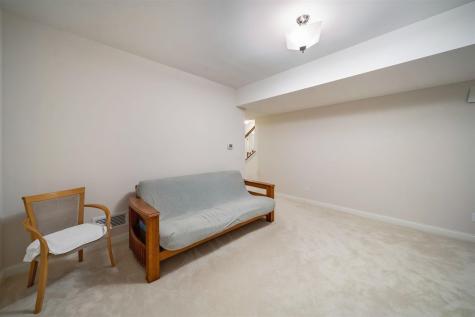 119 Richards Street Iowa City IA 52246