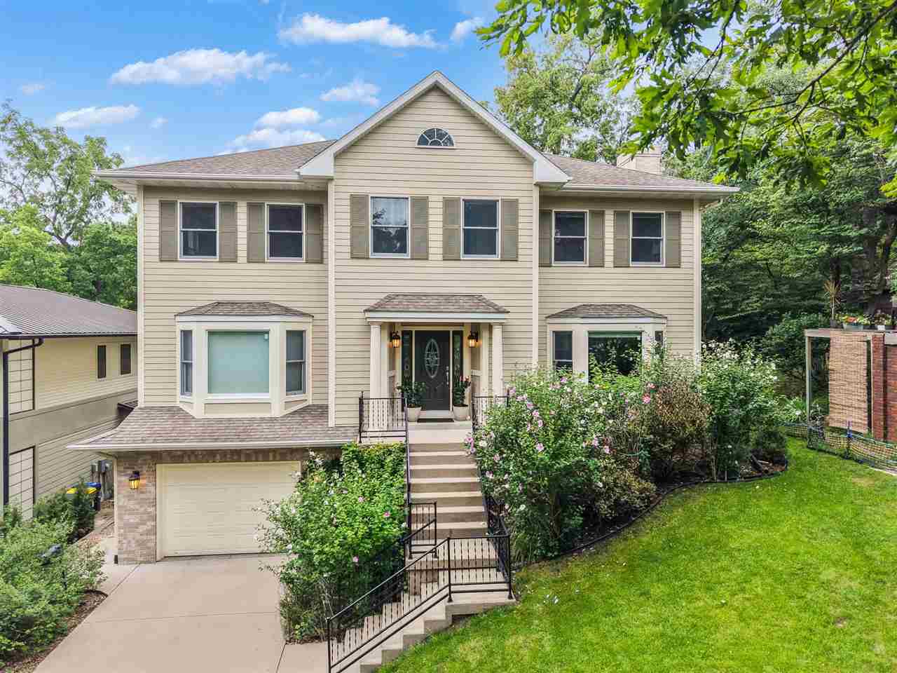 119 Richards Street Iowa City IA 52246