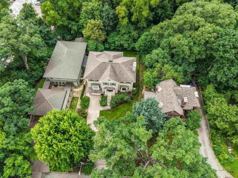 119 Richards Street Iowa City IA 52246