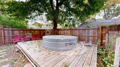 741 Dearborn Street Iowa City IA 52240-6218