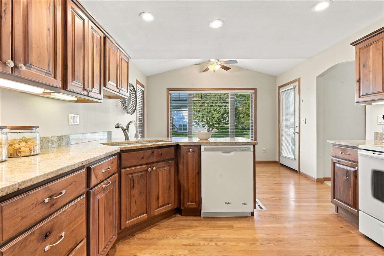 6830 Flint Rock Court Marion IA 52302