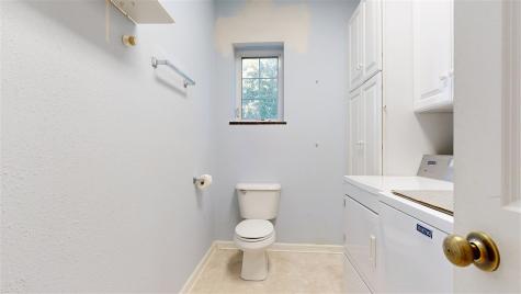 60 Goldfinch Circle Iowa City IA 52245-4120