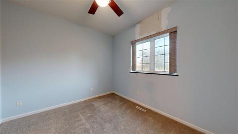 60 Goldfinch Circle Iowa City IA 52245-4120