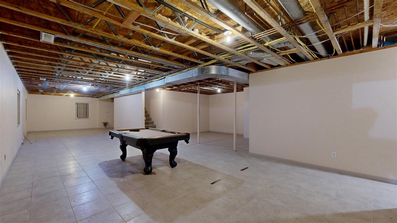 60 Goldfinch Circle Iowa City IA 52245-4120