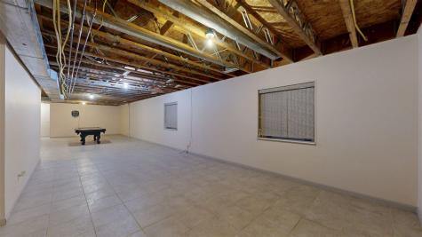 60 Goldfinch Circle Iowa City IA 52245-4120