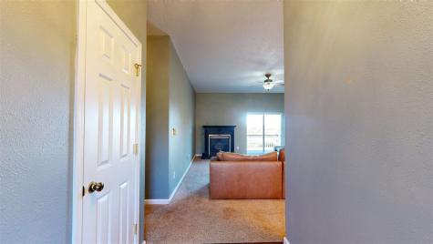 60 Goldfinch Circle Iowa City IA 52245-4120