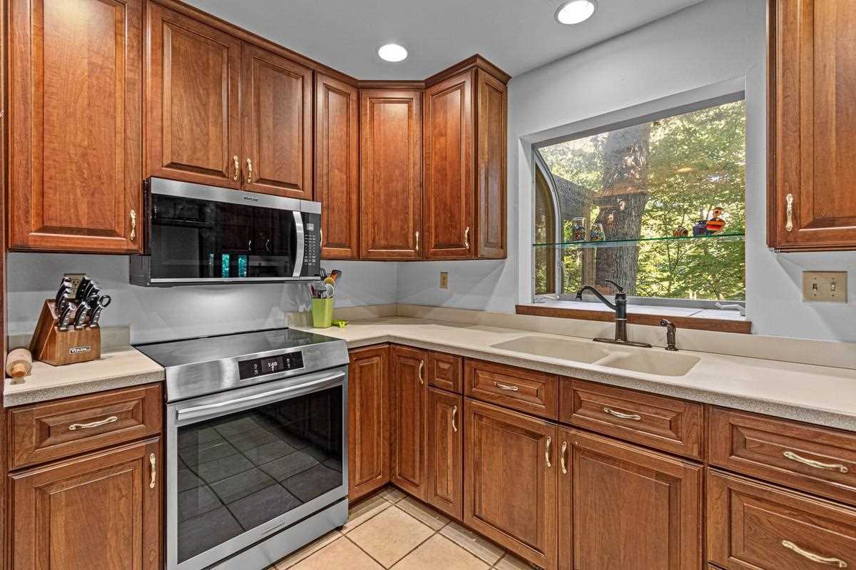 7 The Woods Iowa City IA 52240