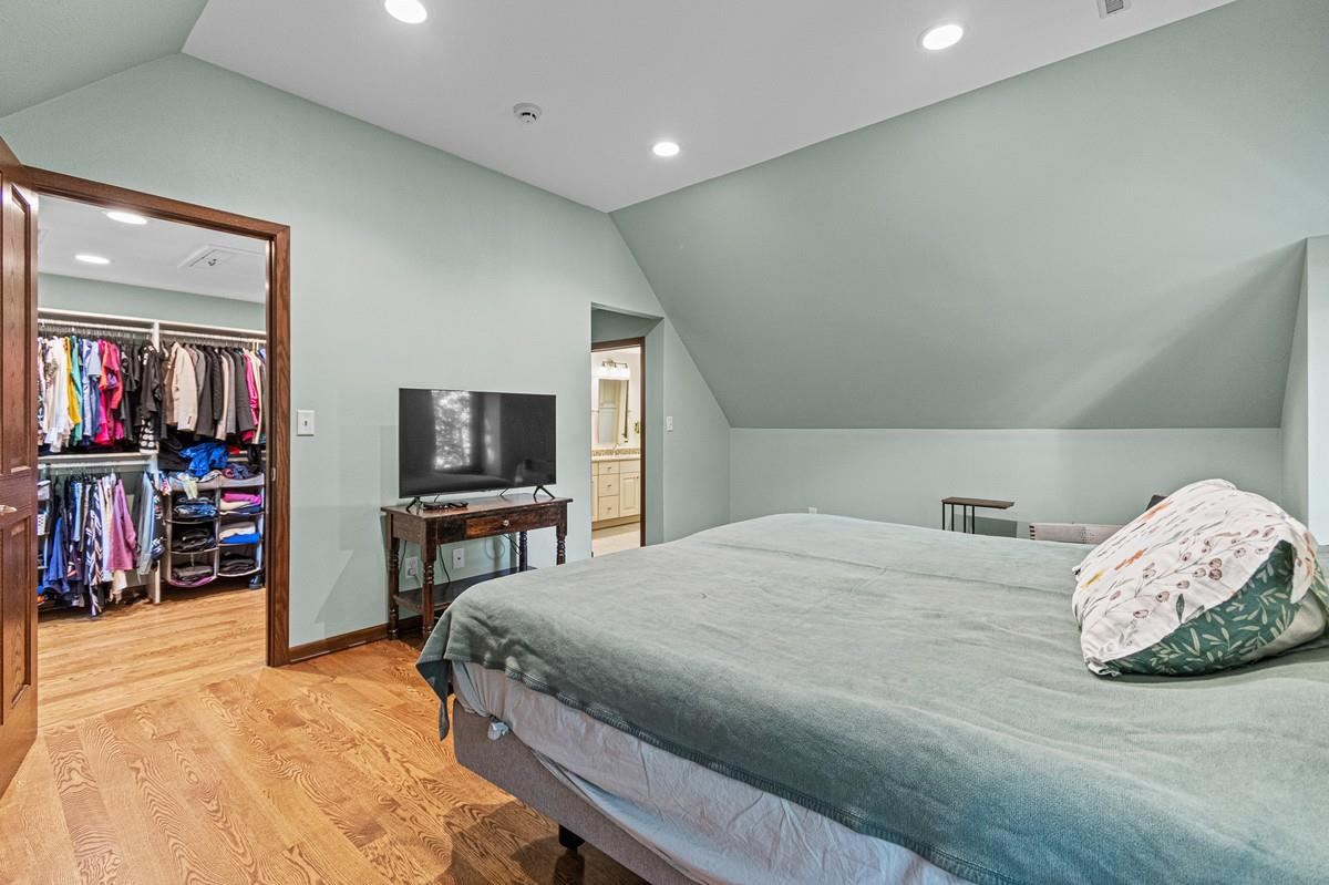 7 The Woods Iowa City IA 52240