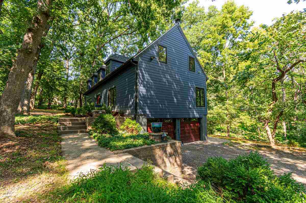 7 The Woods Iowa City IA 52240