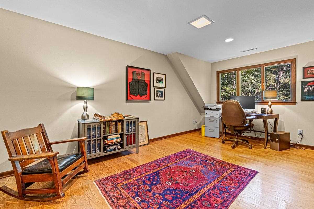 7 The Woods Iowa City IA 52240