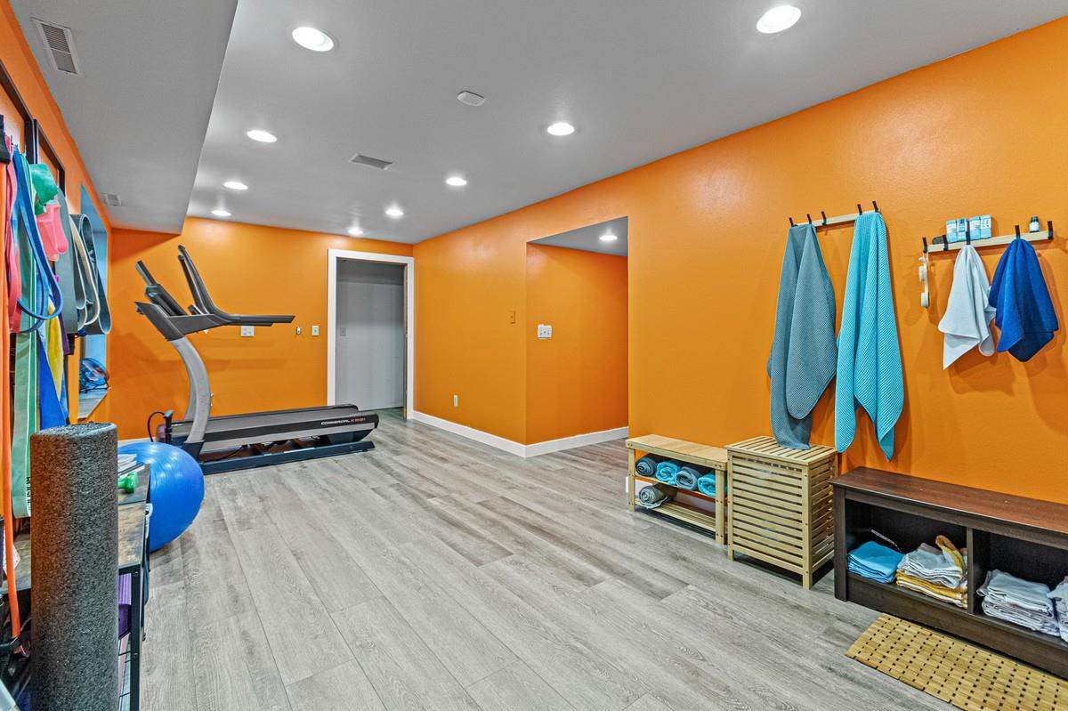 7 The Woods Iowa City IA 52240