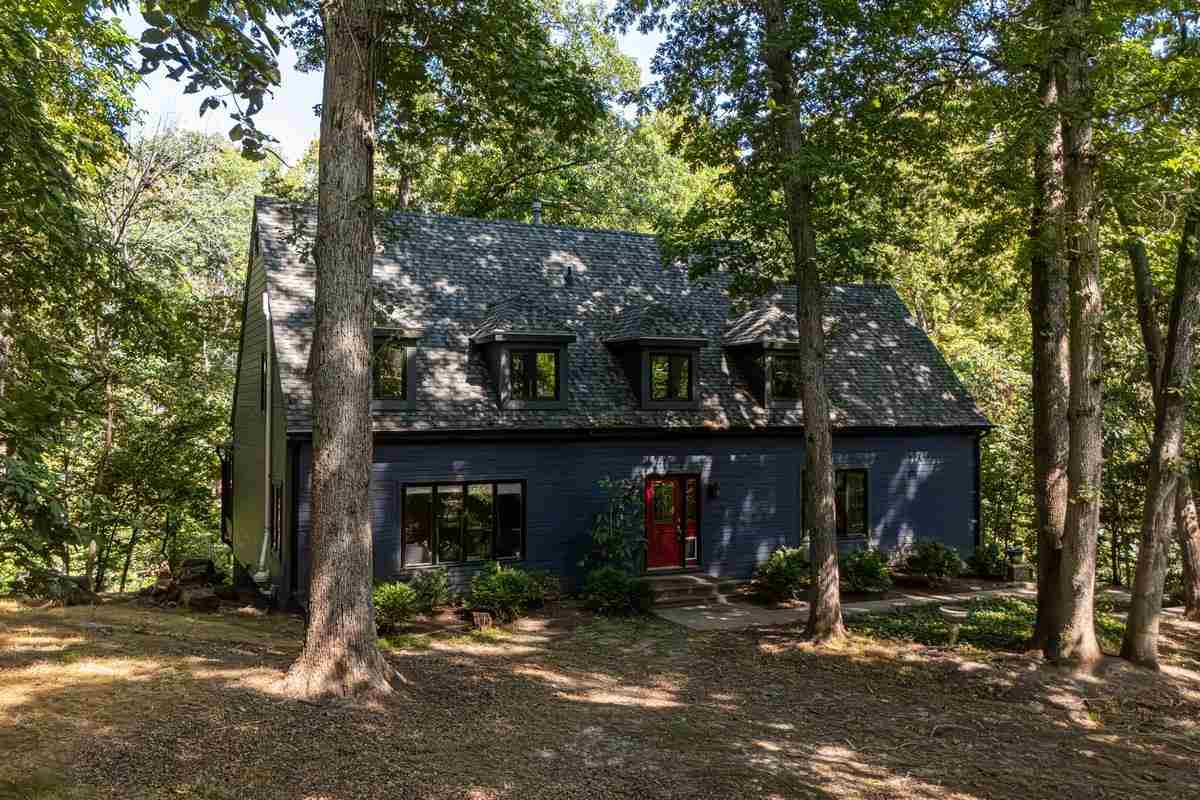 7 The Woods Iowa City IA 52240