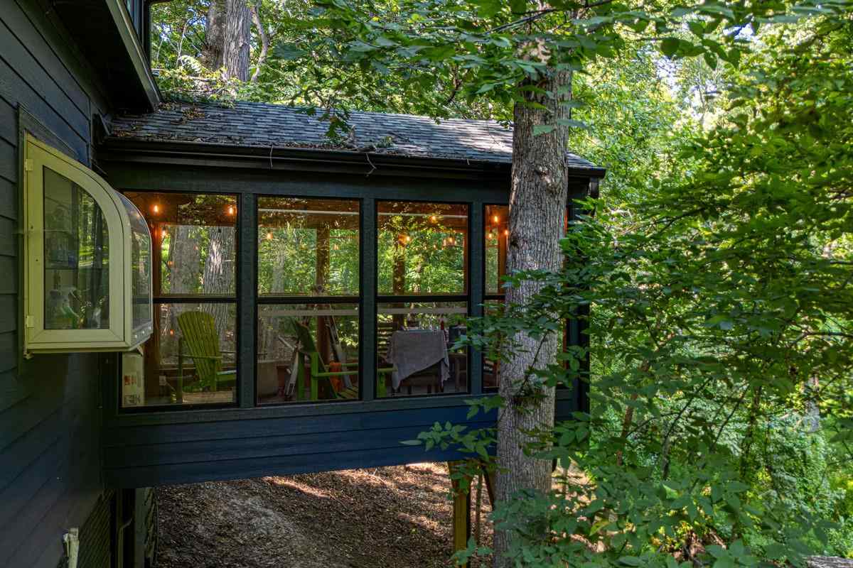 7 The Woods Iowa City IA 52240