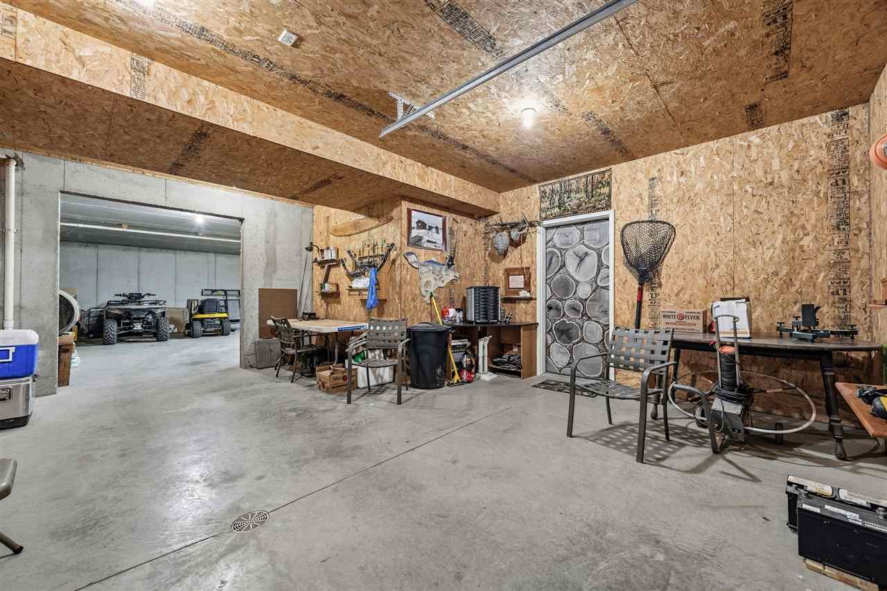 37754 390th Street Guttenberg IA 52052