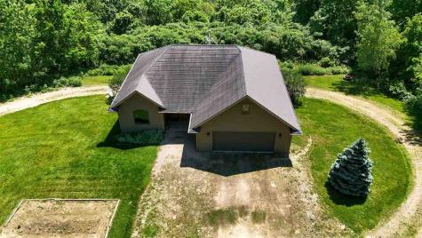 37754 390th Street Guttenberg IA 52052