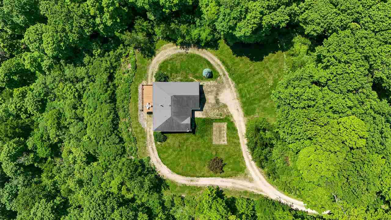 37754 390th Street Guttenberg IA 52052
