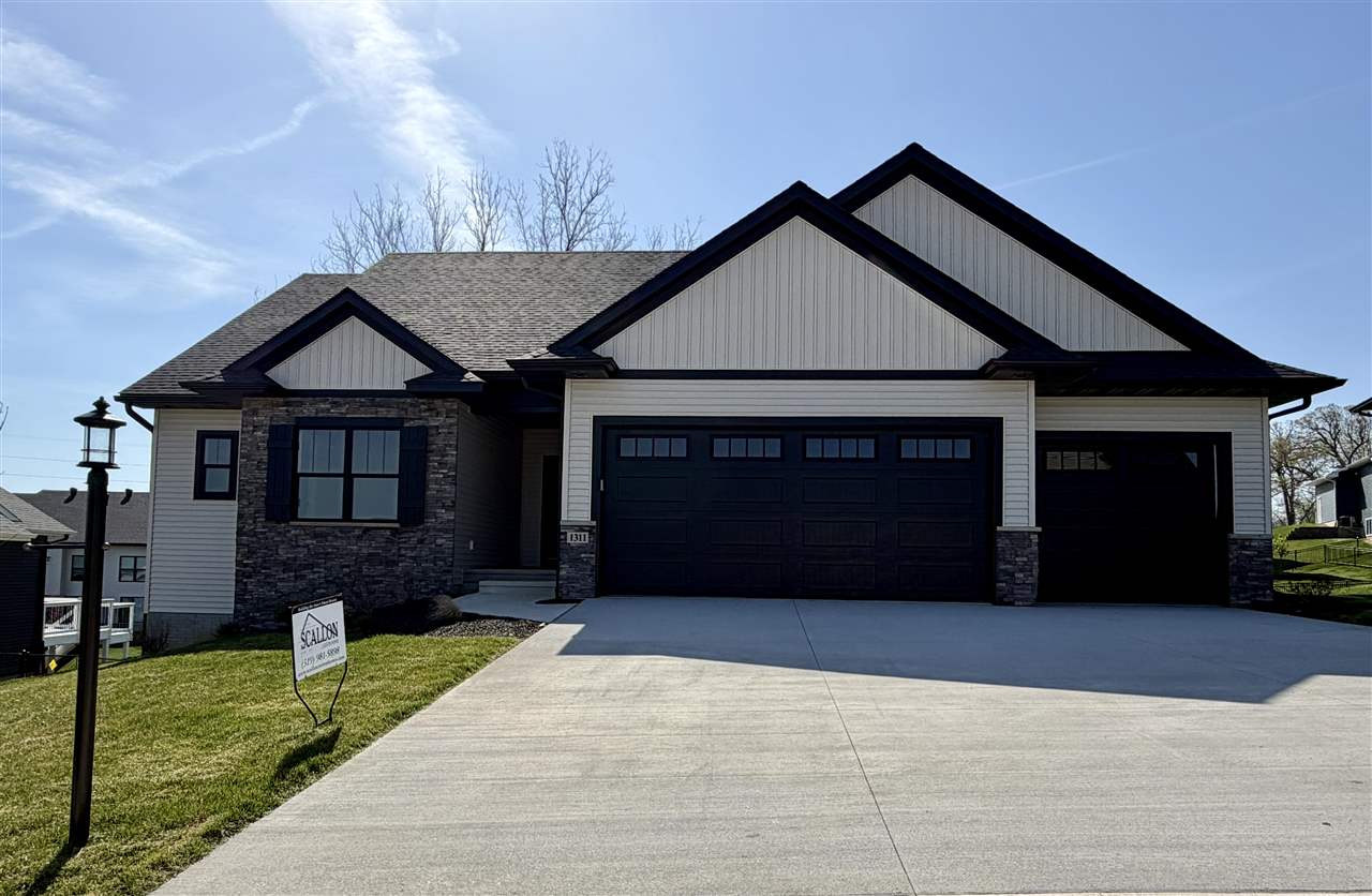 1311 E Gable Way Tiffin IA 52340