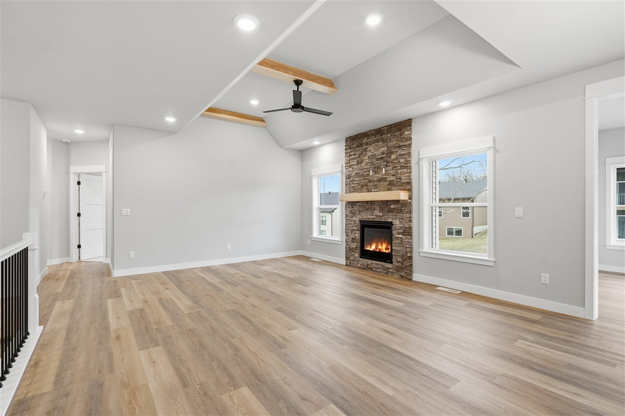 1311 E Gable Way Tiffin IA 52340