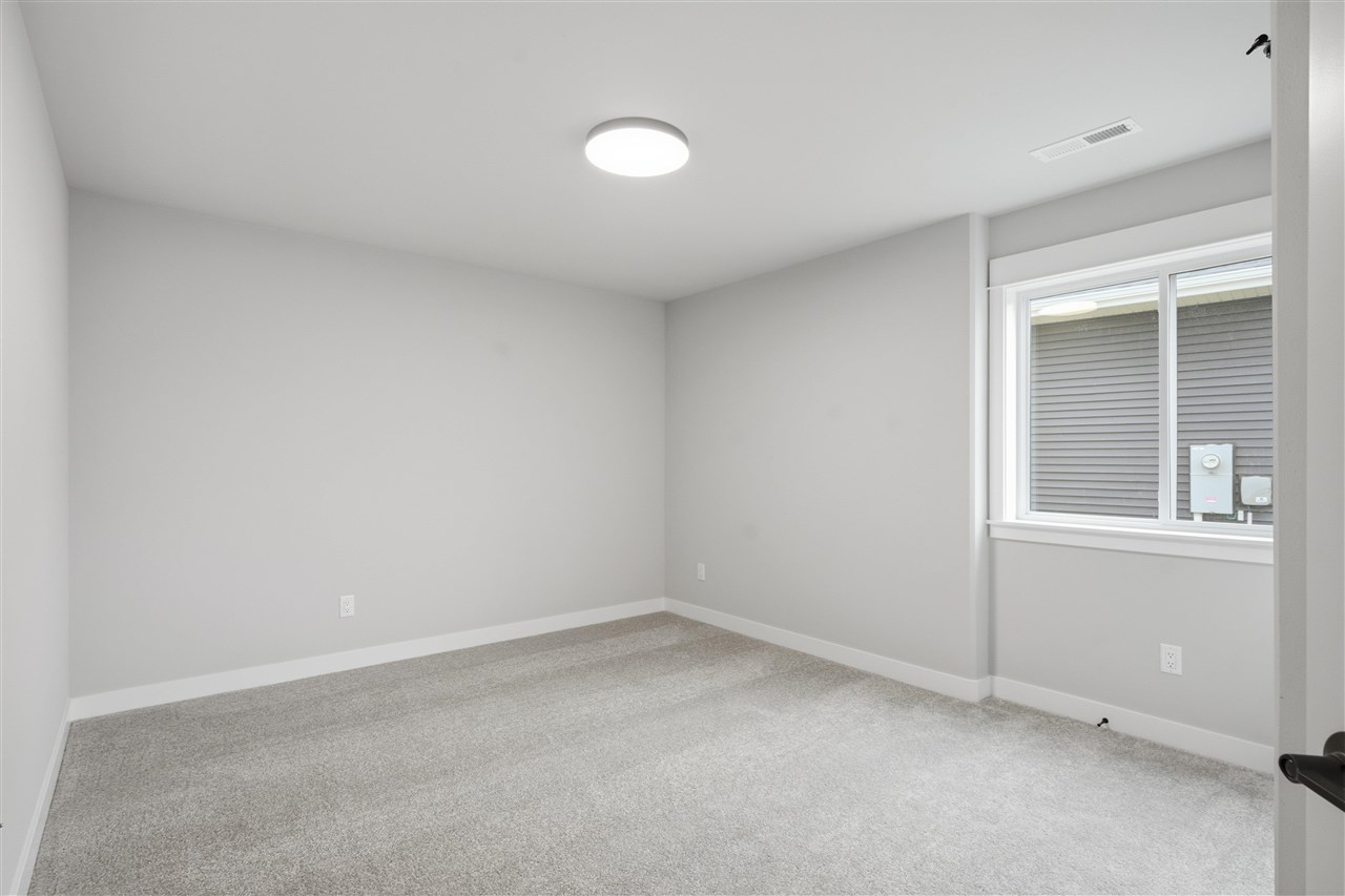 1311 E Gable Way Tiffin IA 52340
