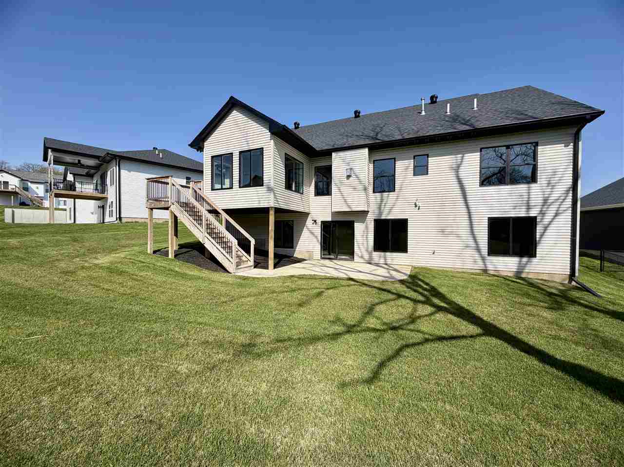 1311 E Gable Way Tiffin IA 52340