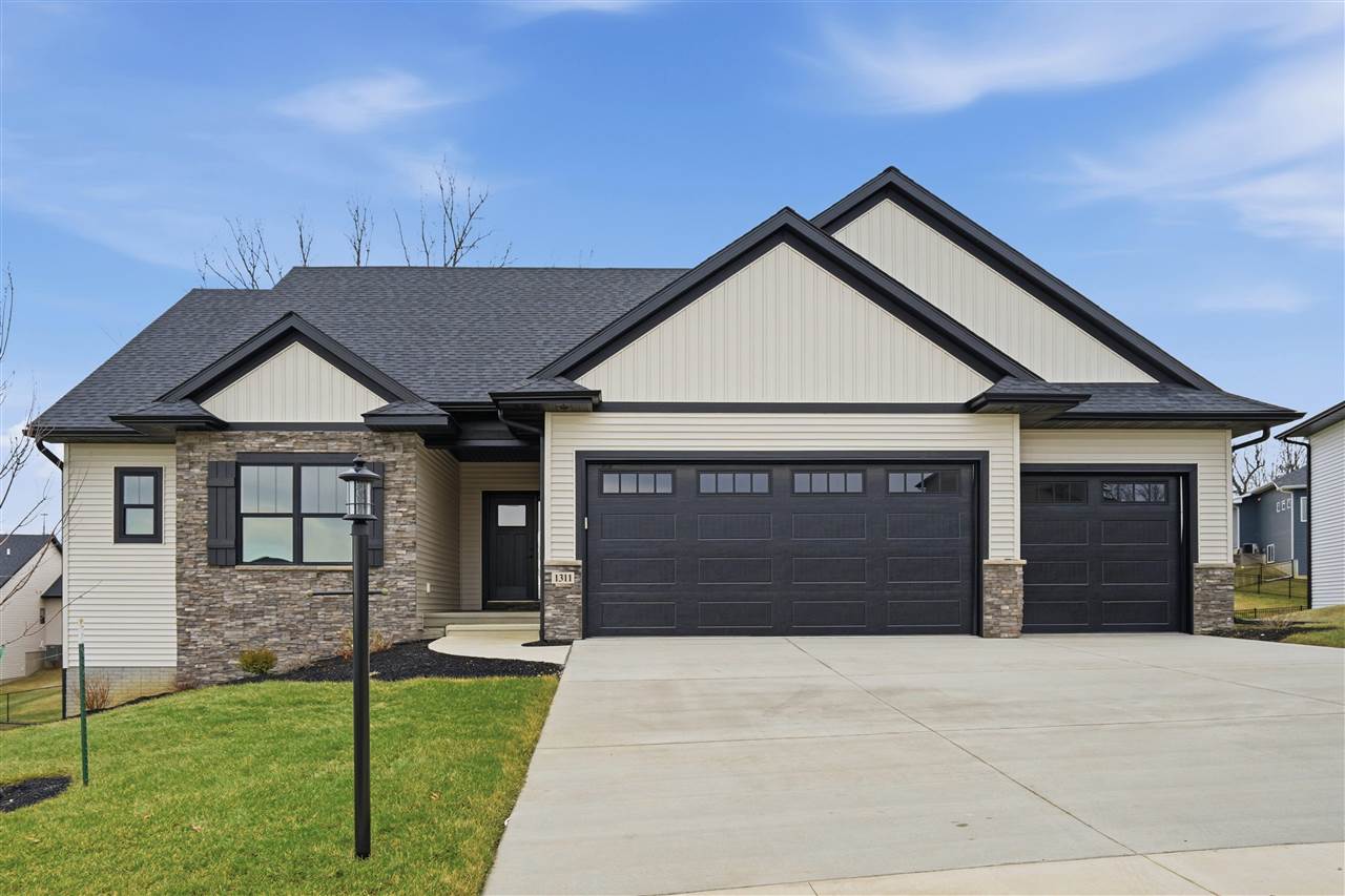 1311 E Gable Way Tiffin IA 52340